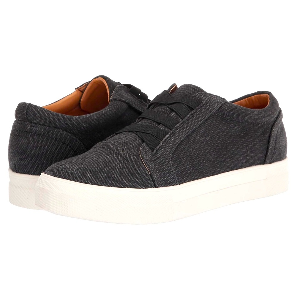 DV by Dolce Vita Women's Roper Black Sneaker, Size 8.5